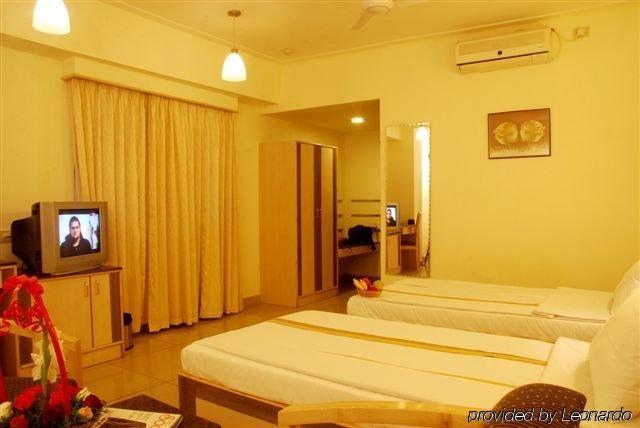 Hotel Komfort Terraces Бангалор Номер фото
